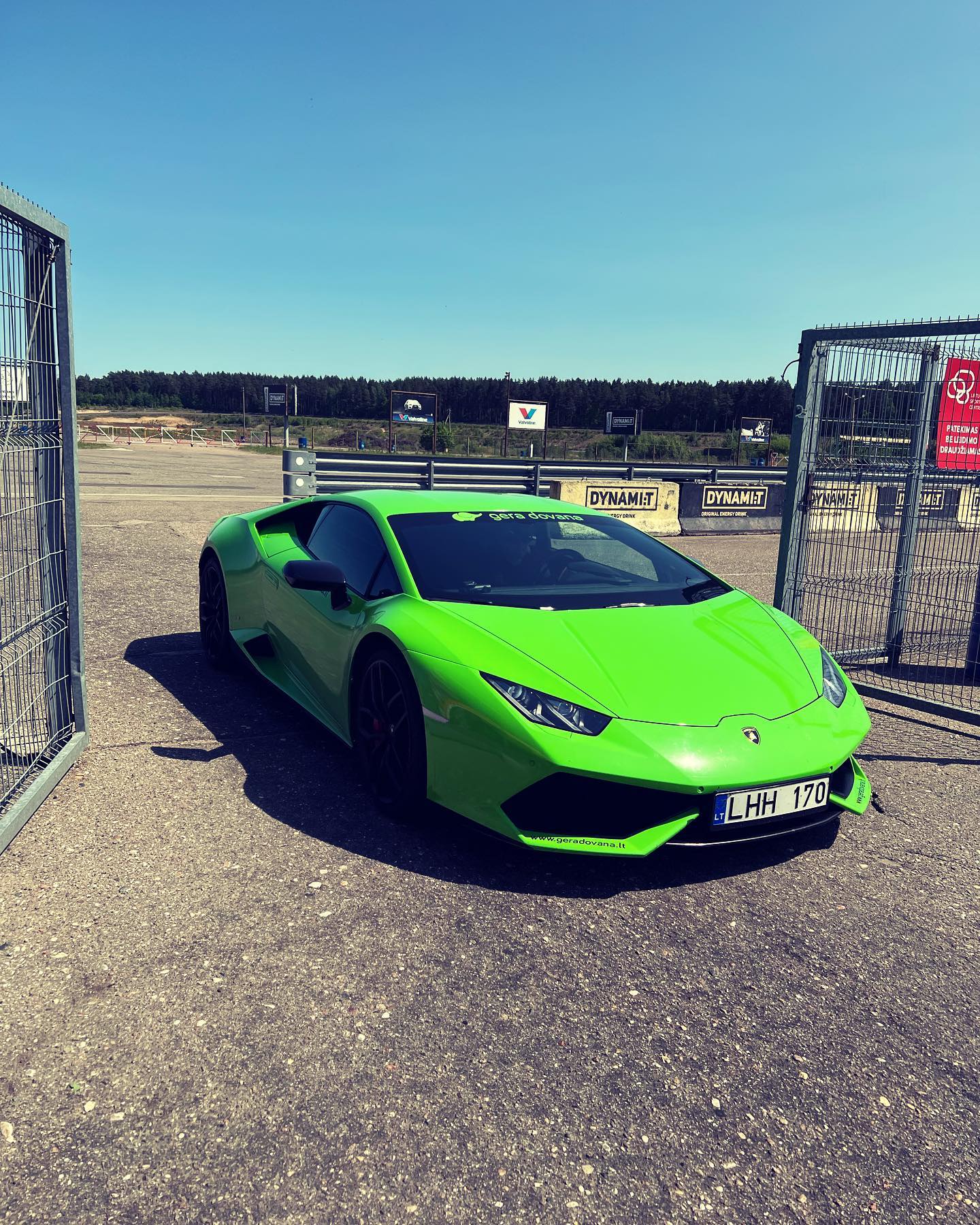 Vairuok pats LAMBORGHINI HURACAN trasoje